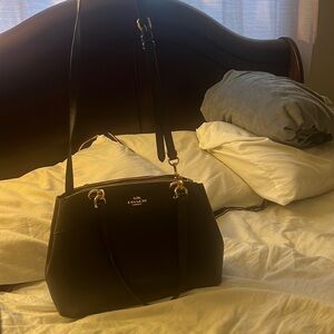 COACH. cross body purse. Color -Burgandy. Great condition.